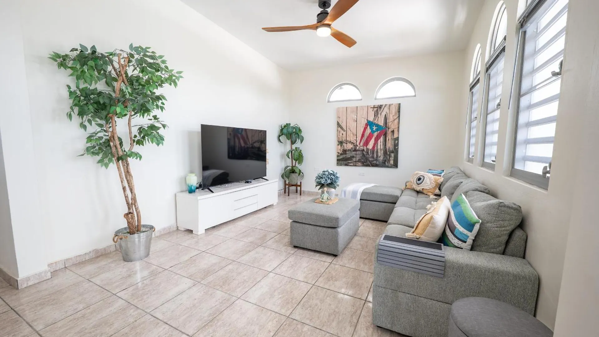 Coastal Oceanfront Hideaway W 3Br & Private Deck Villa Mayagüez 0*,  Puerto Rico